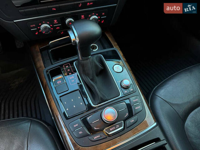 Серый Ауди A7 Sportback, объемом двигателя 3 л и пробегом 250 тыс. км за 15900 $, фото 19 на Automoto.ua