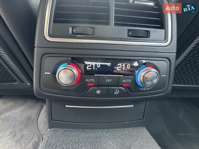 Серый Ауди A7 Sportback, объемом двигателя 3 л и пробегом 250 тыс. км за 15500 $, фото 21 на Automoto.ua