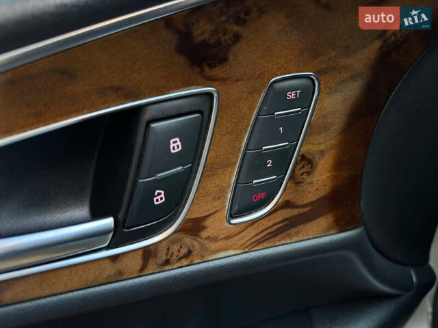 Серый Ауди A7 Sportback, объемом двигателя 3 л и пробегом 250 тыс. км за 15900 $, фото 16 на Automoto.ua