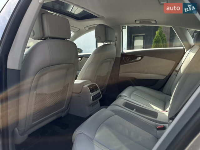 Сірий Ауді A7 Sportback, об'ємом двигуна 3 л та пробігом 230 тис. км за 16500 $, фото 81 на Automoto.ua
