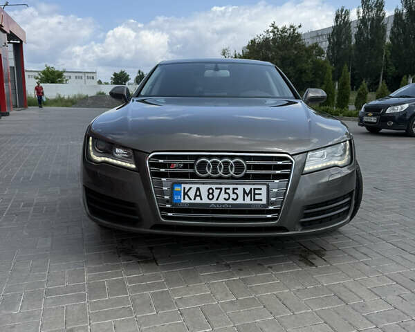 Серый Ауди A7 Sportback, объемом двигателя 2.77 л и пробегом 267 тыс. км за 16500 $, фото 13 на Automoto.ua
