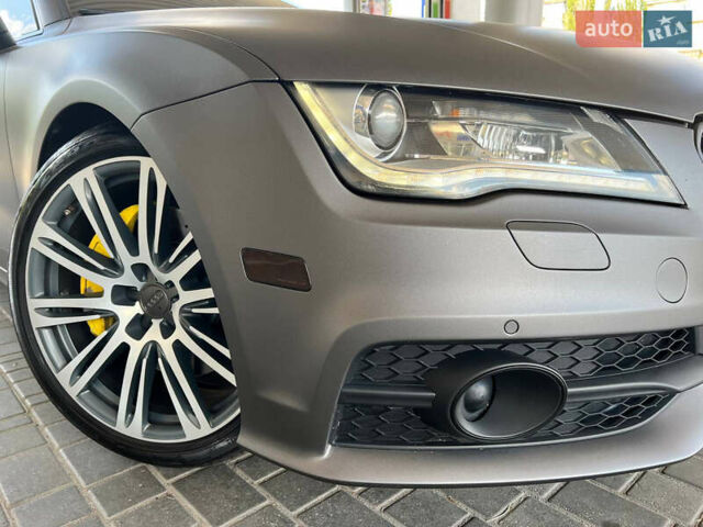 Серый Ауди A7 Sportback, объемом двигателя 3 л и пробегом 134 тыс. км за 22500 $, фото 3 на Automoto.ua