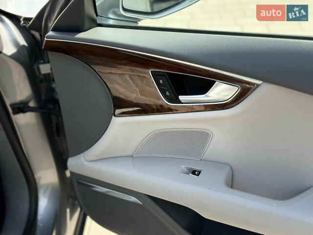 Сірий Ауді A7 Sportback, об'ємом двигуна 3 л та пробігом 230 тис. км за 16500 $, фото 77 на Automoto.ua