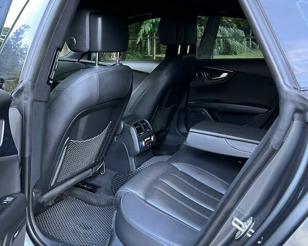 Сірий Ауді A7 Sportback, об'ємом двигуна 3 л та пробігом 250 тис. км за 17000 $, фото 14 на Automoto.ua