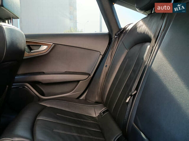 Сірий Ауді A7 Sportback, об'ємом двигуна 3 л та пробігом 178 тис. км за 17300 $, фото 11 на Automoto.ua