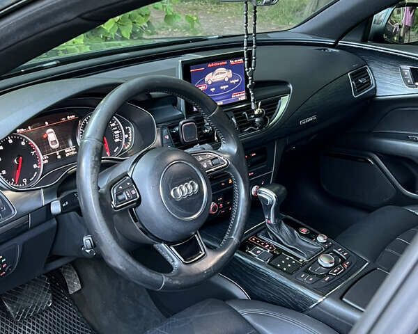 Сірий Ауді A7 Sportback, об'ємом двигуна 3 л та пробігом 250 тис. км за 17000 $, фото 9 на Automoto.ua