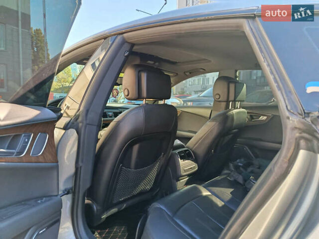 Сірий Ауді A7 Sportback, об'ємом двигуна 3 л та пробігом 178 тис. км за 17900 $, фото 7 на Automoto.ua