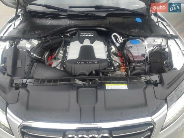 Серый Ауди A7 Sportback, объемом двигателя 3 л и пробегом 140 тыс. км за 16500 $, фото 17 на Automoto.ua