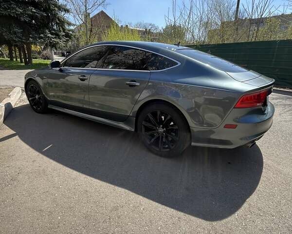 Сірий Ауді A7 Sportback, об'ємом двигуна 3 л та пробігом 179 тис. км за 22000 $, фото 2 на Automoto.ua