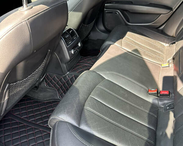 Серый Ауди A7 Sportback, объемом двигателя 3 л и пробегом 220 тыс. км за 25300 $, фото 4 на Automoto.ua