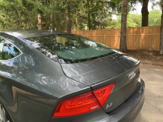 Сірий Ауді A7 Sportback, об'ємом двигуна 3 л та пробігом 89 тис. км за 3250 $, фото 15 на Automoto.ua