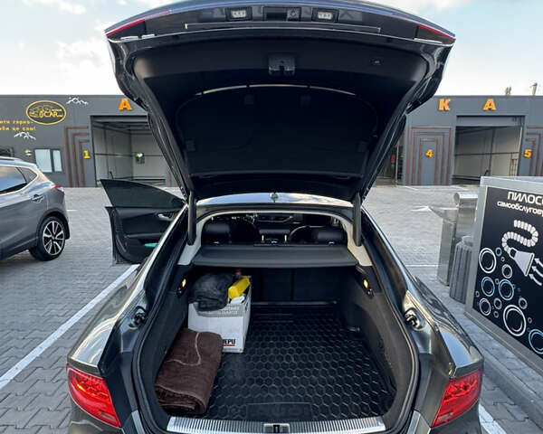 Серый Ауди A7 Sportback, объемом двигателя 3 л и пробегом 146 тыс. км за 21800 $, фото 46 на Automoto.ua