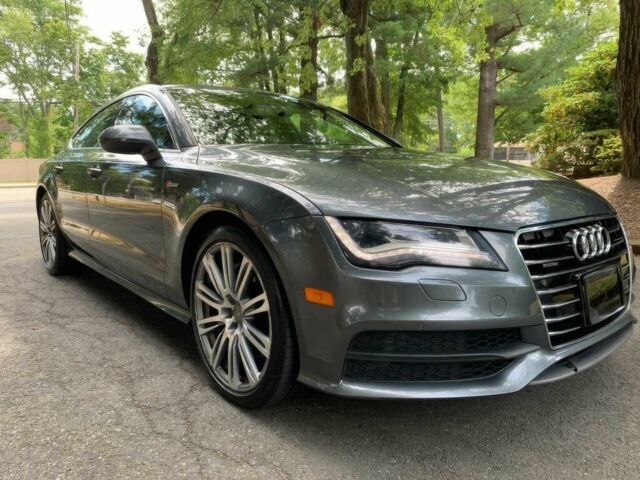 Сірий Ауді A7 Sportback, об'ємом двигуна 3 л та пробігом 89 тис. км за 3250 $, фото 2 на Automoto.ua