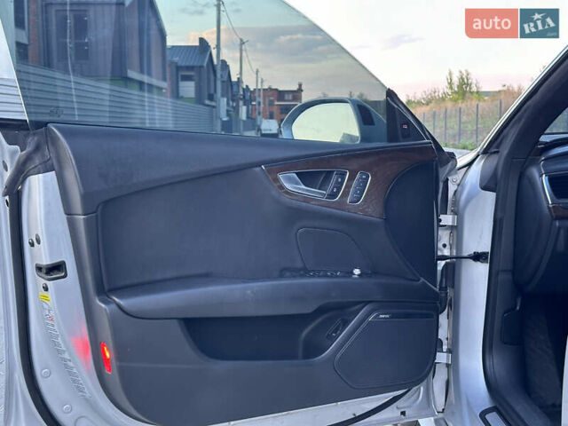 Серый Ауди A7 Sportback, объемом двигателя 3 л и пробегом 189 тыс. км за 13499 $, фото 16 на Automoto.ua