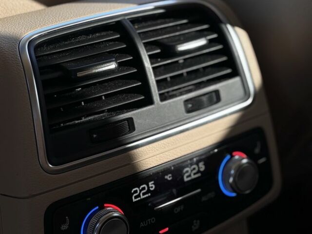 Серый Ауди A7 Sportback, объемом двигателя 3 л и пробегом 245 тыс. км за 23500 $, фото 5 на Automoto.ua