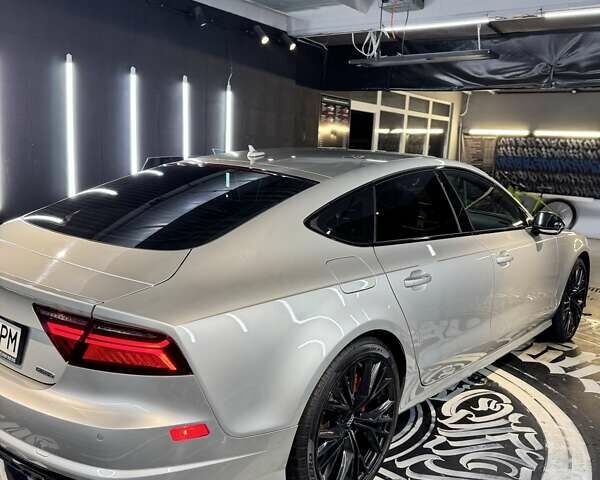 Серый Ауди A7 Sportback, объемом двигателя 3 л и пробегом 150 тыс. км за 29999 $, фото 12 на Automoto.ua