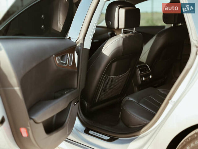 Серый Ауди A7 Sportback, объемом двигателя 3 л и пробегом 90 тыс. км за 26500 $, фото 23 на Automoto.ua