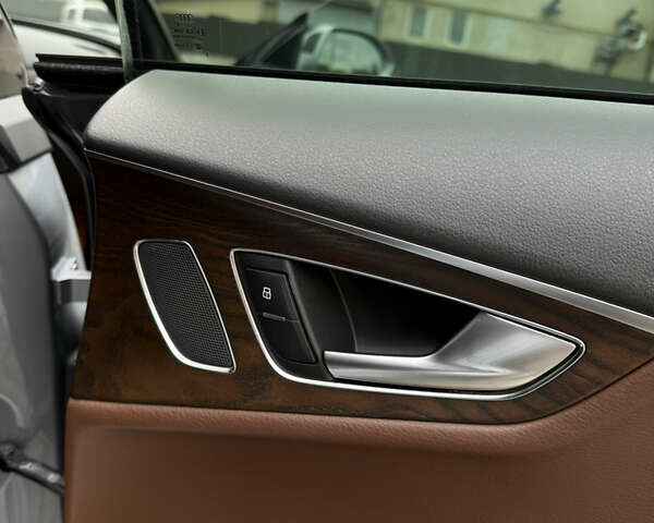 Серый Ауди A7 Sportback, объемом двигателя 3 л и пробегом 124 тыс. км за 25100 $, фото 16 на Automoto.ua