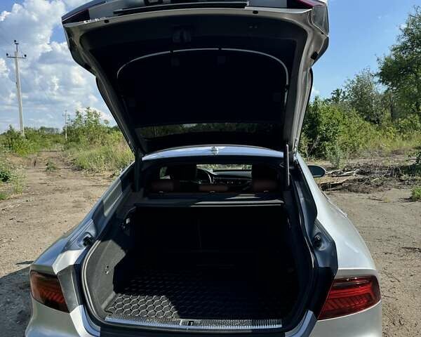 Серый Ауди A7 Sportback, объемом двигателя 3 л и пробегом 136 тыс. км за 28000 $, фото 5 на Automoto.ua