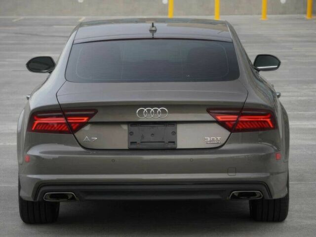 Сірий Ауді A7 Sportback, об'ємом двигуна 3 л та пробігом 72 тис. км за 17500 $, фото 4 на Automoto.ua