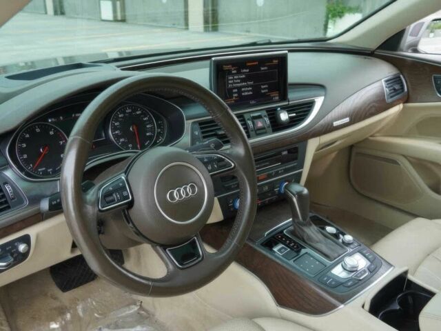 Сірий Ауді A7 Sportback, об'ємом двигуна 3 л та пробігом 72 тис. км за 17500 $, фото 6 на Automoto.ua