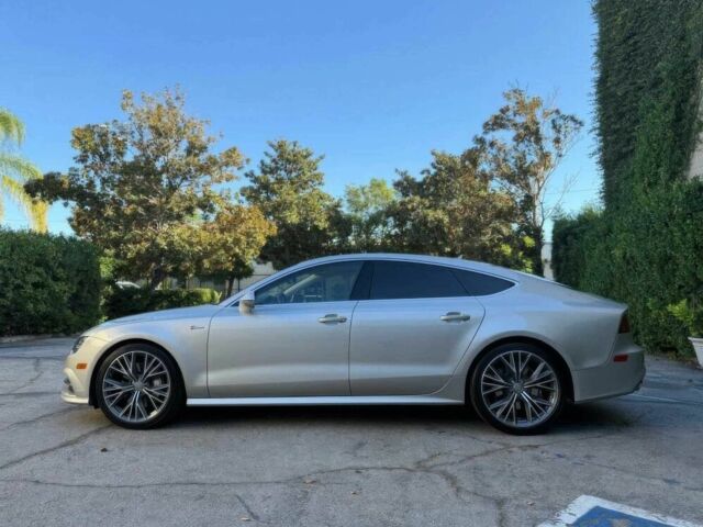 Серый Ауди A7 Sportback, объемом двигателя 3 л и пробегом 77 тыс. км за 7800 $, фото 7 на Automoto.ua