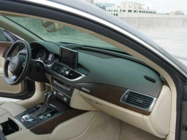 Сірий Ауді A7 Sportback, об'ємом двигуна 3 л та пробігом 72 тис. км за 17500 $, фото 9 на Automoto.ua