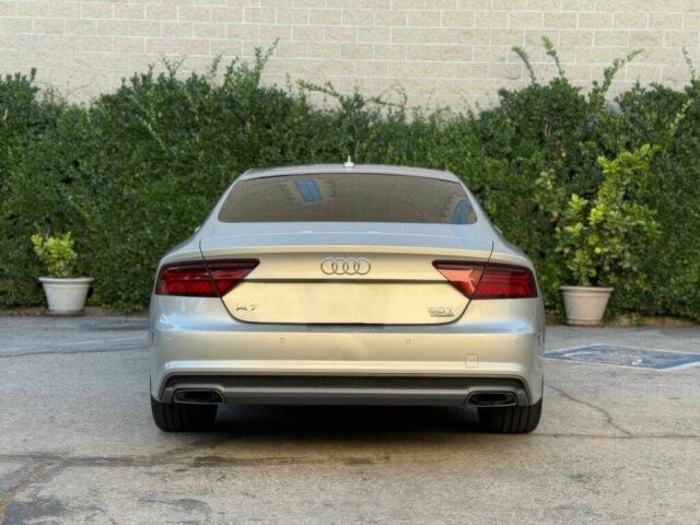 Серый Ауди A7 Sportback, объемом двигателя 3 л и пробегом 77 тыс. км за 7800 $, фото 5 на Automoto.ua