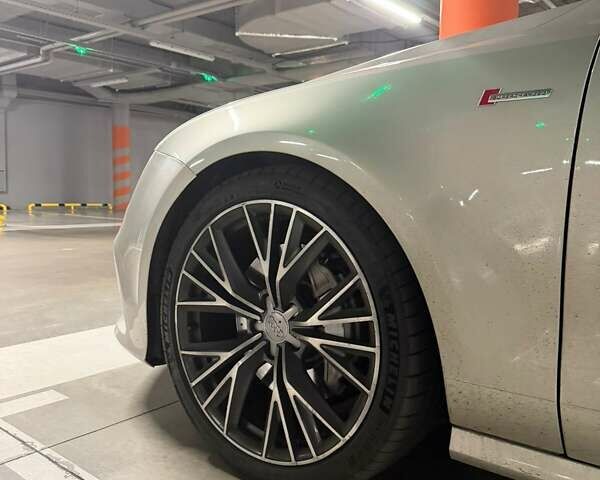 Серый Ауди A7 Sportback, объемом двигателя 3 л и пробегом 190 тыс. км за 23500 $, фото 10 на Automoto.ua