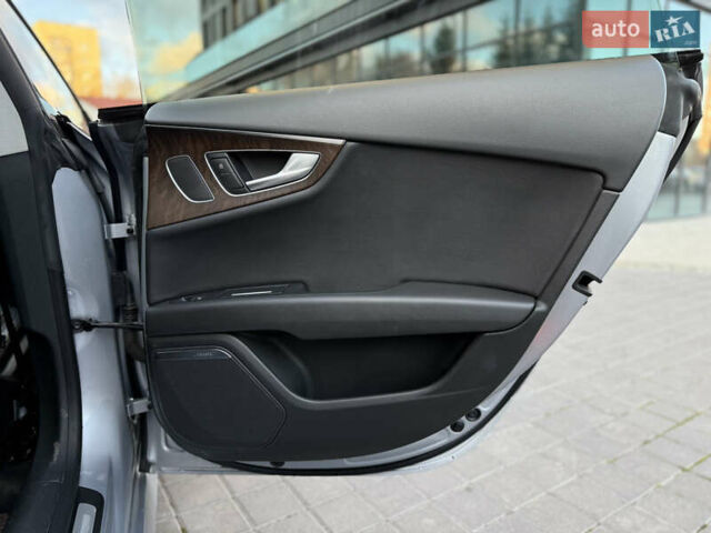 Сірий Ауді A7 Sportback, об'ємом двигуна 3 л та пробігом 120 тис. км за 19200 $, фото 53 на Automoto.ua