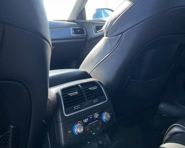Серый Ауди A7 Sportback, объемом двигателя 2.97 л и пробегом 166 тыс. км за 30799 $, фото 13 на Automoto.ua