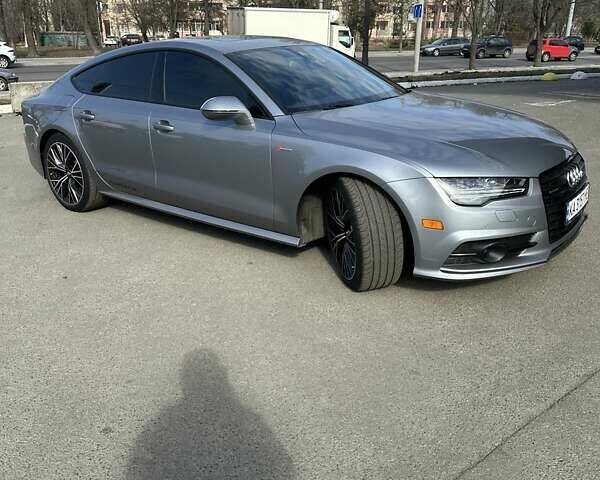 Серый Ауди A7 Sportback, объемом двигателя 3 л и пробегом 69 тыс. км за 35000 $, фото 2 на Automoto.ua