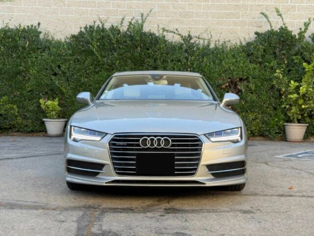 Серый Ауди A7 Sportback, объемом двигателя 3 л и пробегом 77 тыс. км за 7800 $, фото 1 на Automoto.ua