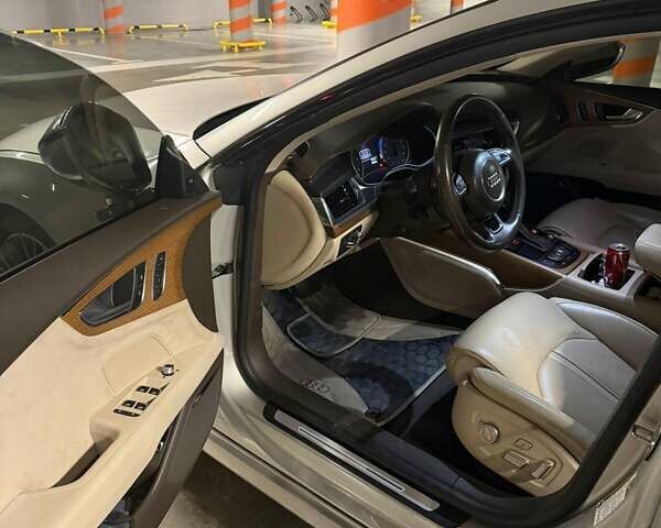 Серый Ауди A7 Sportback, объемом двигателя 3 л и пробегом 190 тыс. км за 23500 $, фото 3 на Automoto.ua