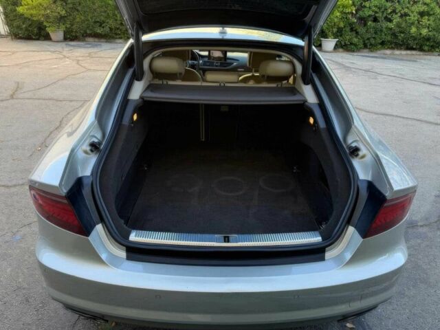 Серый Ауди A7 Sportback, объемом двигателя 3 л и пробегом 77 тыс. км за 7800 $, фото 13 на Automoto.ua