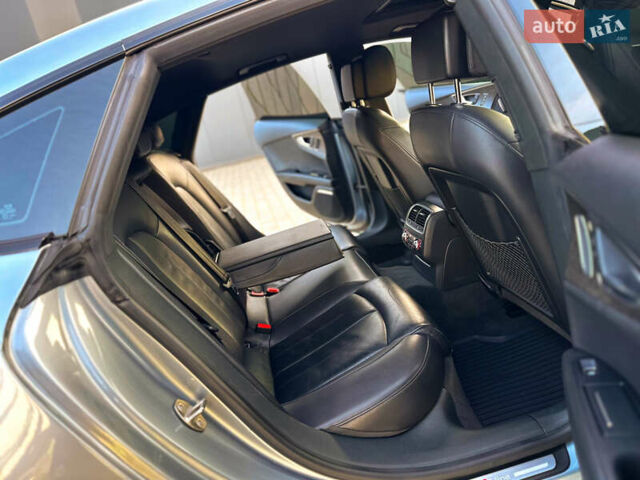 Серый Ауди A7 Sportback, объемом двигателя 3 л и пробегом 250 тыс. км за 23777 $, фото 10 на Automoto.ua