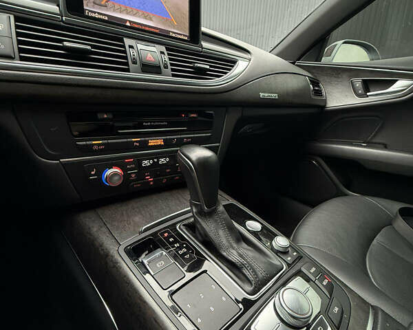 Серый Ауди A7 Sportback, объемом двигателя 3 л и пробегом 240 тыс. км за 24500 $, фото 21 на Automoto.ua