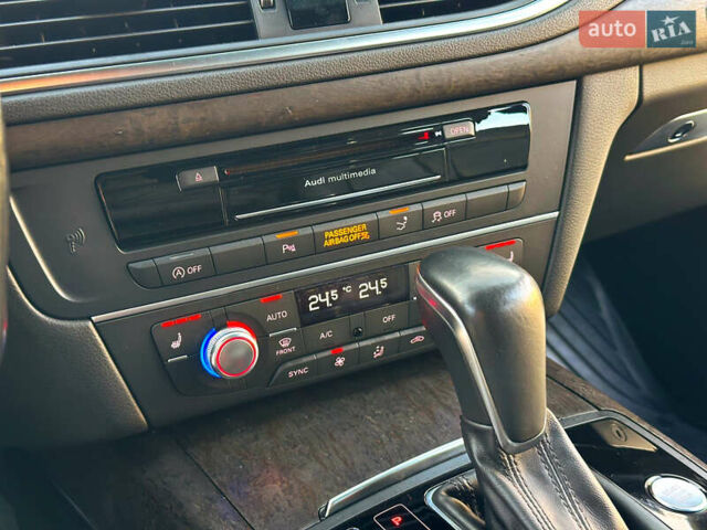 Серый Ауди A7 Sportback, объемом двигателя 3 л и пробегом 250 тыс. км за 23777 $, фото 15 на Automoto.ua