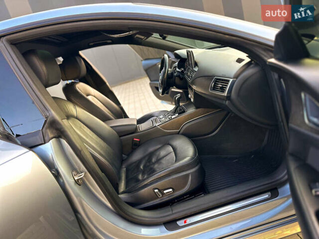 Серый Ауди A7 Sportback, объемом двигателя 3 л и пробегом 250 тыс. км за 23777 $, фото 11 на Automoto.ua