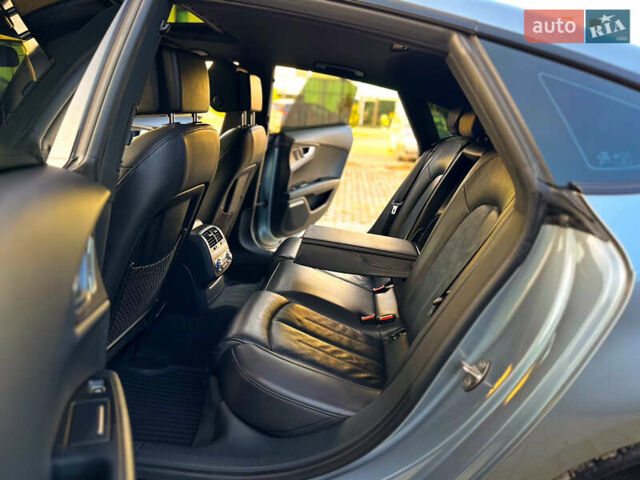 Серый Ауди A7 Sportback, объемом двигателя 3 л и пробегом 250 тыс. км за 23777 $, фото 9 на Automoto.ua