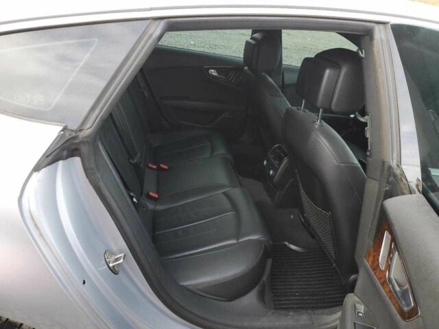 Серый Ауди A7 Sportback, объемом двигателя 3 л и пробегом 73 тыс. км за 6000 $, фото 9 на Automoto.ua