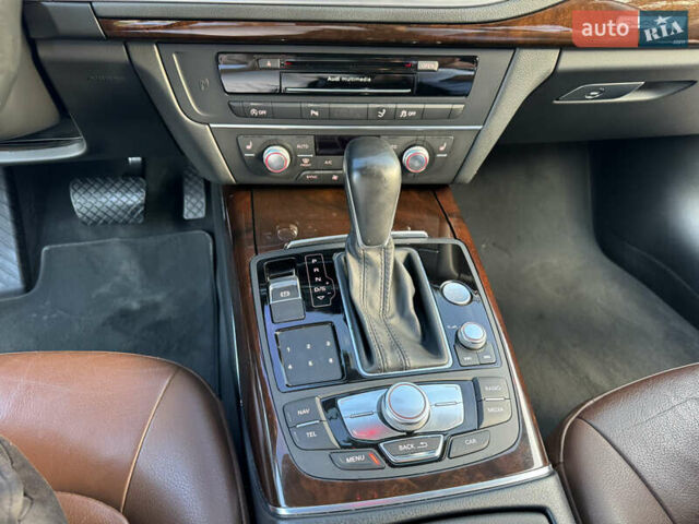 Серый Ауди A7 Sportback, объемом двигателя 3 л и пробегом 235 тыс. км за 21800 $, фото 11 на Automoto.ua