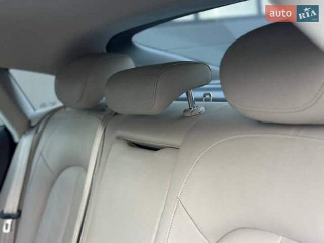 Серый Ауди A7 Sportback, объемом двигателя 3 л и пробегом 189 тыс. км за 23400 $, фото 21 на Automoto.ua