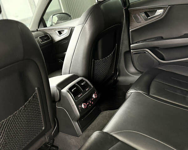 Серый Ауди A7 Sportback, объемом двигателя 3 л и пробегом 240 тыс. км за 29000 $, фото 15 на Automoto.ua