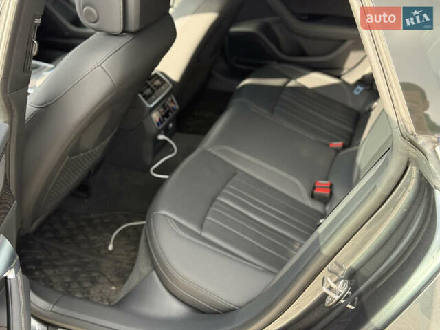 Сірий Ауді A7 Sportback, об'ємом двигуна 3 л та пробігом 75 тис. км за 41000 $, фото 22 на Automoto.ua