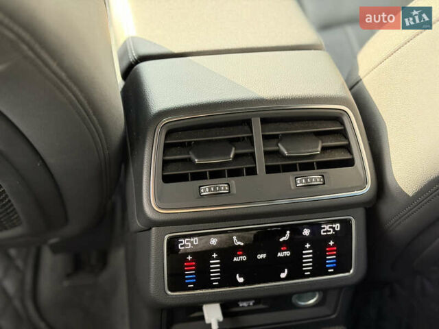 Сірий Ауді A7 Sportback, об'ємом двигуна 3 л та пробігом 75 тис. км за 41000 $, фото 21 на Automoto.ua