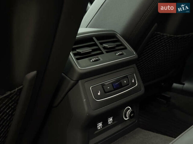 Серый Ауди A7 Sportback, объемом двигателя 3 л и пробегом 165 тыс. км за 35500 $, фото 74 на Automoto.ua