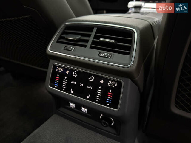 Серый Ауди A7 Sportback, объемом двигателя 2.97 л и пробегом 70 тыс. км за 67000 $, фото 93 на Automoto.ua