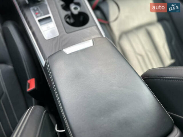 Серый Ауди A7 Sportback, объемом двигателя 3 л и пробегом 72 тыс. км за 58000 $, фото 31 на Automoto.ua