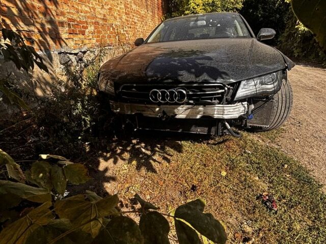 Синій Ауді A7 Sportback, об'ємом двигуна 3 л та пробігом 200 тис. км за 13000 $, фото 3 на Automoto.ua